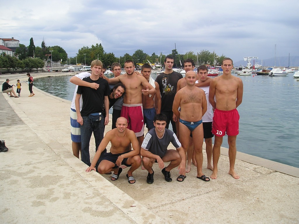 2006 KK VROS 01 NV celicenje